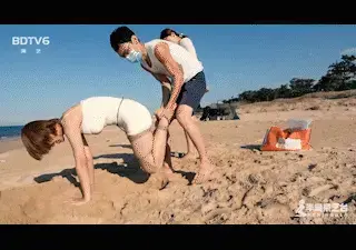YT757 植物大战僵尸二：食人花的反击